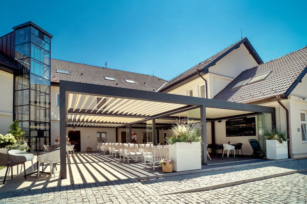 Bioklimatická pergola BAT R