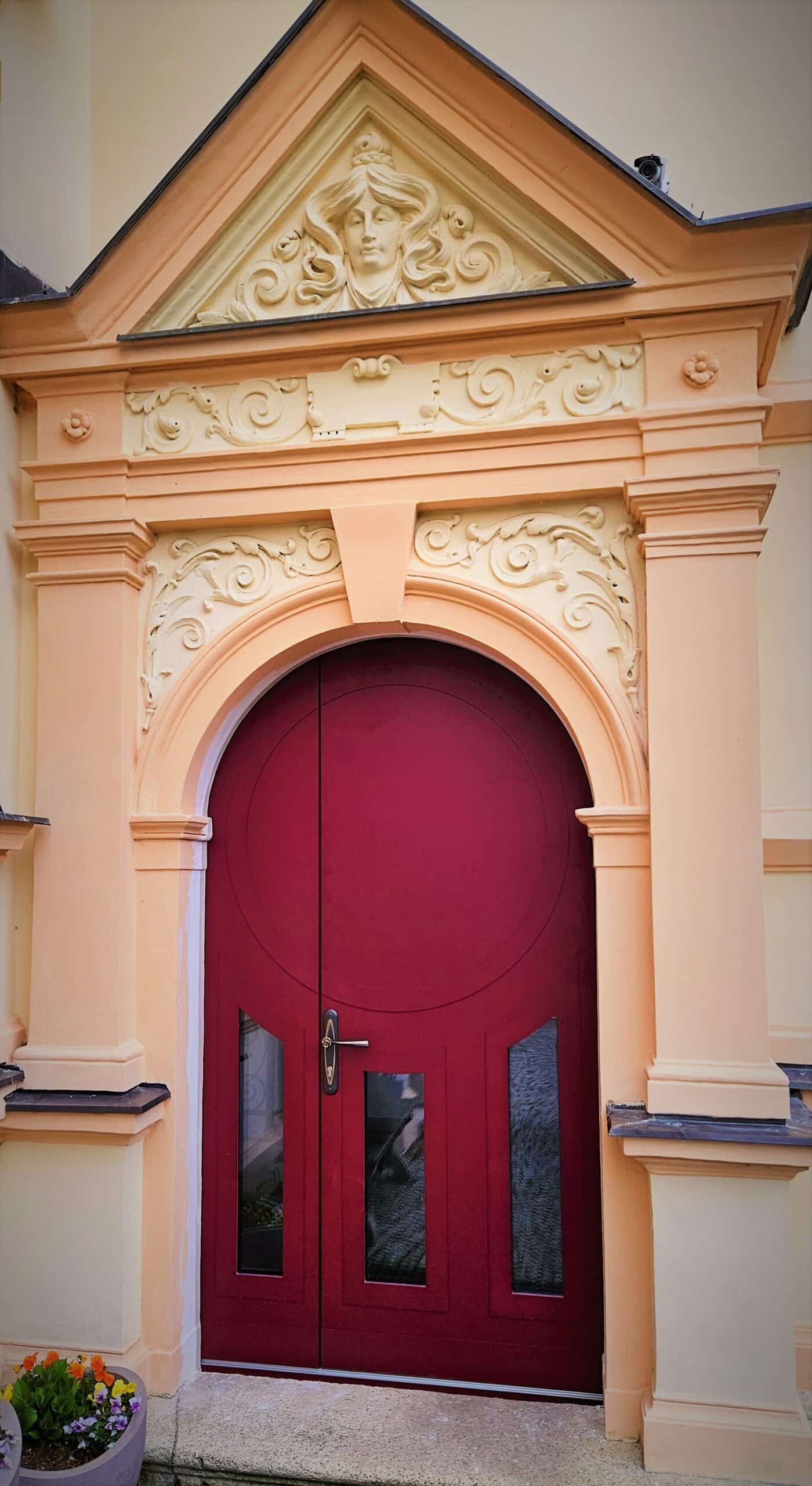 vchodové hliníkové dveře